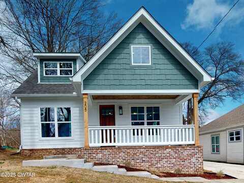 205 McCowat Street, Jackson, TN 38301