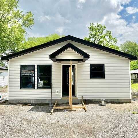351 S Oak Street, Austin, IN 47102