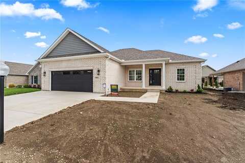 755 W Bentley Circle, Troy, OH 45373