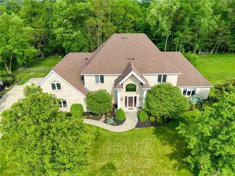 1656 Fox Trail, Bellbrook, OH 45305