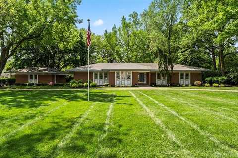 1040 Hillcrest Drive, Troy, OH 45373
