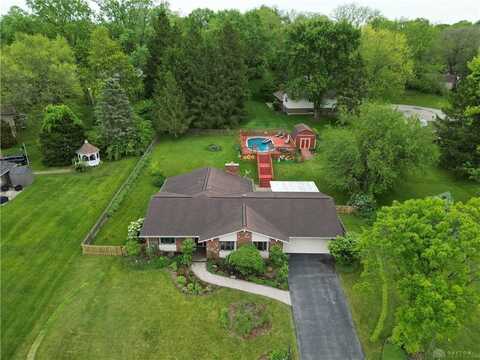 620 Talowood Drive, Beavercreek, OH 45430