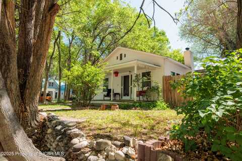 214 S CHURCH Avenue, Aztec, NM 87410