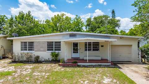 944 Essex Road, Daytona Beach, FL 32117