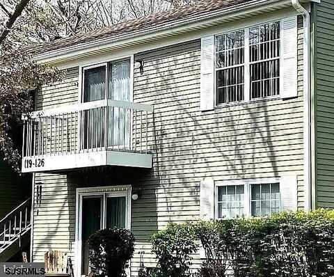 126 Club Pl Pl, Galloway Township, NJ 08205