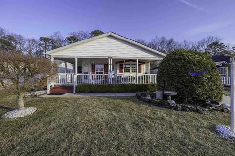 25 Baltusrol Dr, Mays Landing, NJ 08330