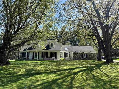 5 Bradley Dr, Potsdam, NY 13676