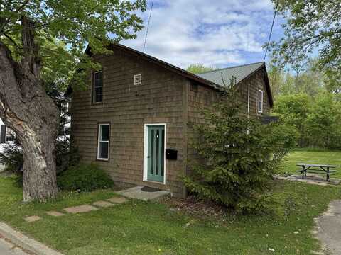 29 Elderkin, Potsdam, NY 13676