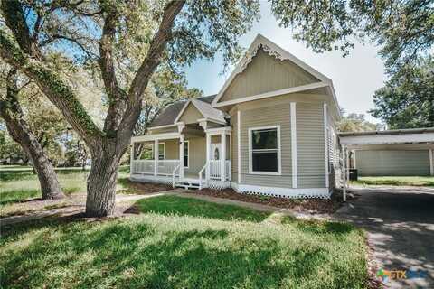 209 Progress Street, Edna, TX 77957