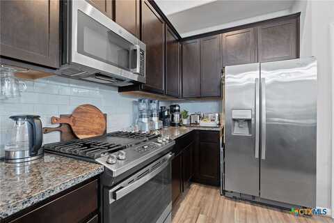 804 Blue Oak Boulevard, San Marcos, TX 78666