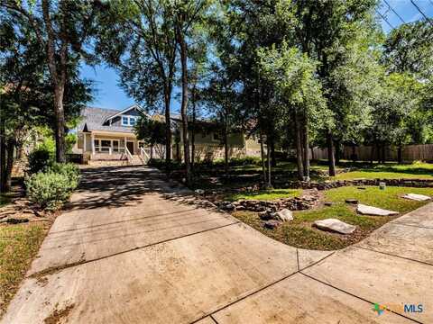 207 Yale Street, San Marcos, TX 78666