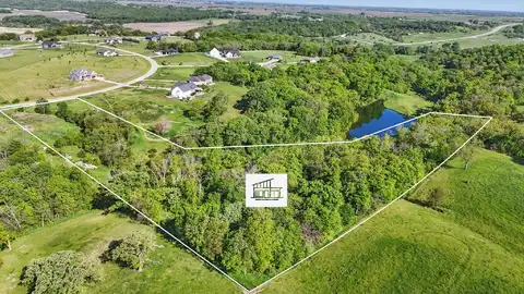 1804 Millstream Court, Winterset, IA 50273