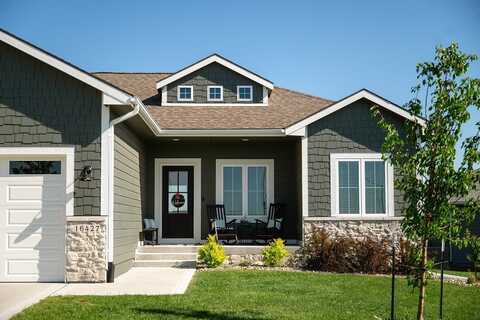 16427 North Valley Drive, Urbandale, IA 50323