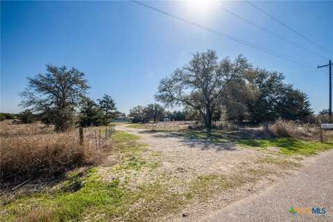1139 E Old Hallettsville Road, Flatonia, TX 78941