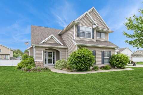 2105 SE Leeann Drive, Waukee, IA 50263