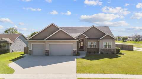 913 SE Trail Ridge Road, Grimes, IA 50111