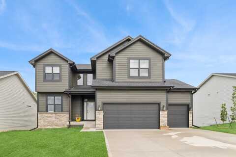 585 NW Rosemont Drive, Waukee, IA 50263