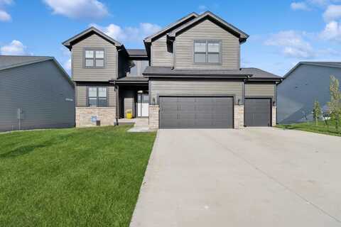 585 NW Rosemont Drive, Waukee, IA 50263