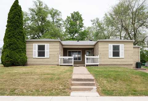 101 E Cronkhite Street, Knoxville, IA 50138