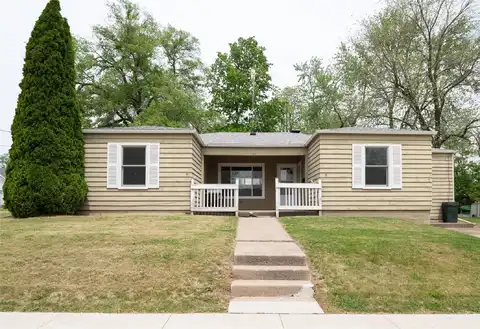 101 E Cronkhite Street, Knoxville, IA 50138