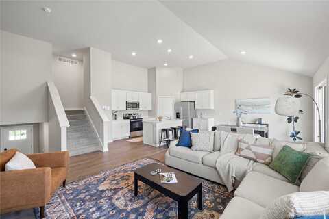 14243 Walnut Meadows Drive, Urbandale, IA 50323