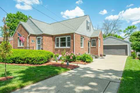 4027 39th Place, Des Moines, IA 50310
