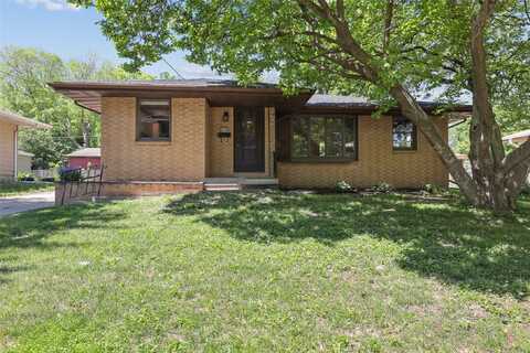 3228 E 26th Street, Des Moines, IA 50317