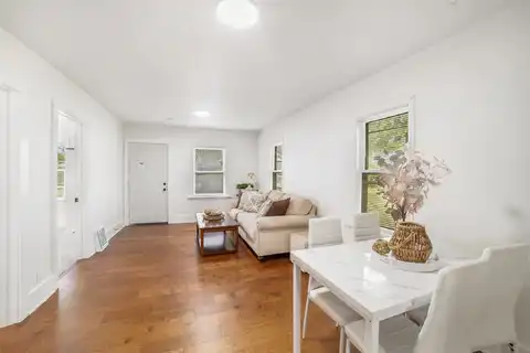 3121 Mahaska Avenue, Des Moines, IA 50317