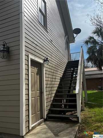 244 Lake Ridge Drive, Seguin, TX 78155