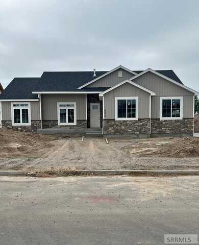 893 Jack Ln, Idaho Falls, ID 83402