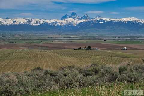 2401 Grandview Drive, Tetonia, ID 83452