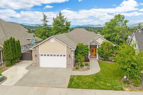 599 Arrowhead Trail, Eagle Point, OR 97524