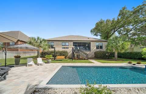 1158 Cove Pointe Drive, Panama City, FL 32401
