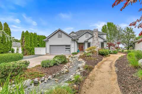 142 Prairie Landing Drive, Eagle Point, OR 97524