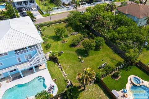 210 Mesquite St., South Padre Island, TX 78597