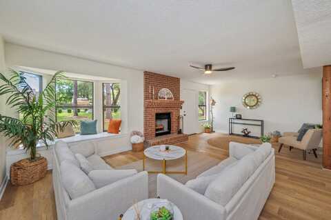 128 5Th Avenue, Shalimar, FL 32579