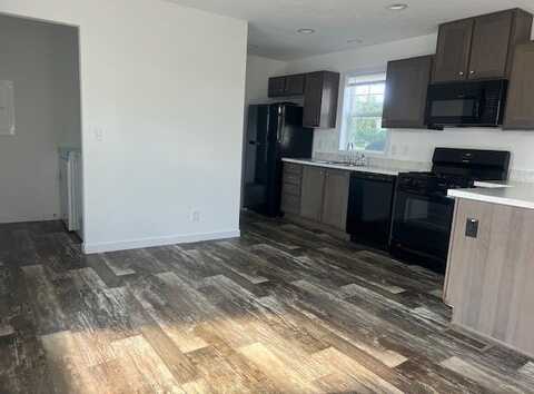 820 Shady Lane, Traverse City, MI 49686