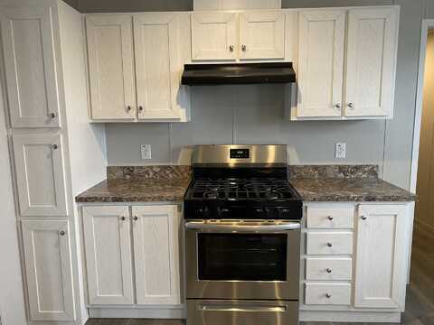 819 Theresa Drive, Flint, MI 48506