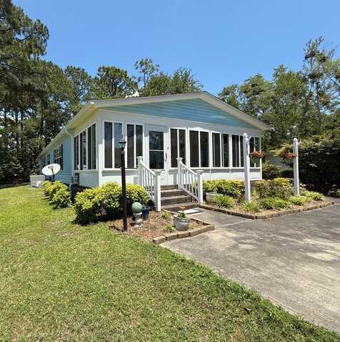 838 Jensen Drive North, Garden City, SC 29576