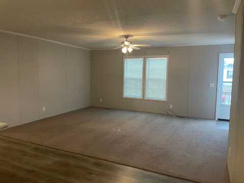 937 Kathy Circle, Flint, MI 48506