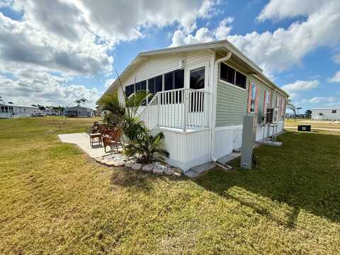 68 Iroquois No., Fort Myers Beach, FL 33931