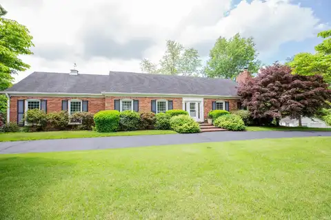 300 Springhaven Drive, Evansville, IN 47710