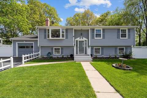 136 Wellington Avenue, Warwick, RI 02886