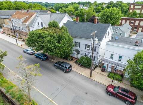 372 River Street, Woonsocket, RI 02895