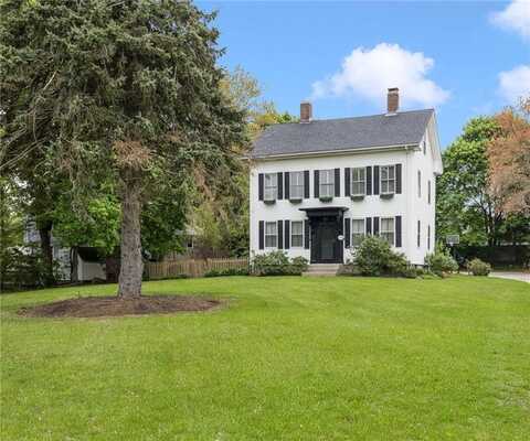 243 Maple Avenue, Barrington, RI 02806