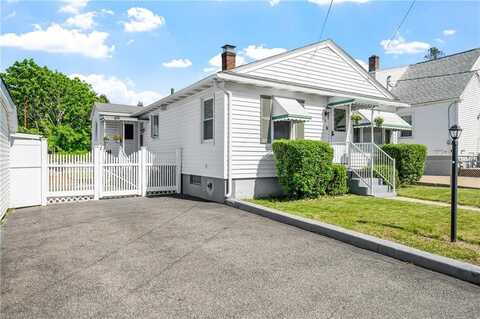 26 Cranston Street, Woonsocket, RI 02895