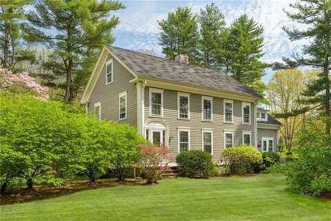 4 Torrey Road, Cumberland, RI 02864