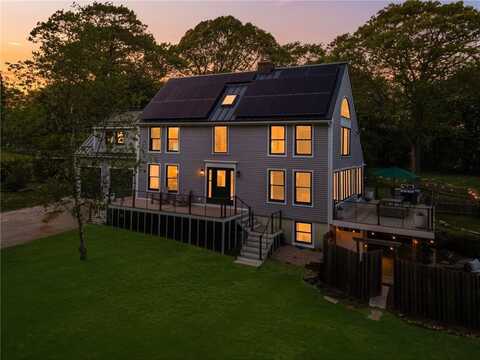 40 Charlotte Avenue, North Kingstown, RI 02874