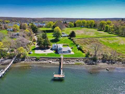 149 Nanaquaket Road, Tiverton, RI 02878