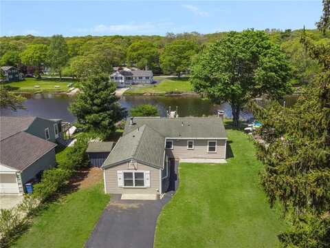 106 North River Drive, Narragansett, RI 02882